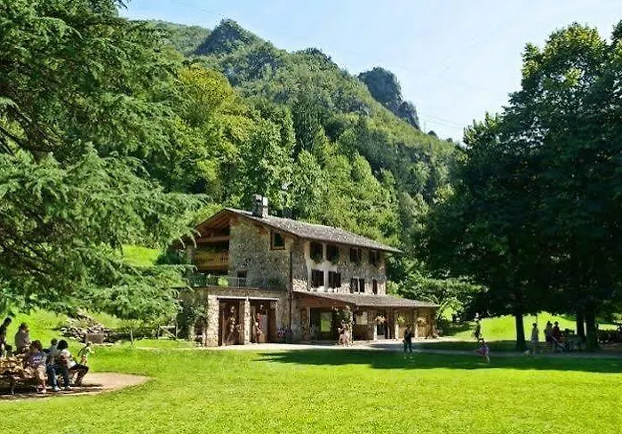 Agriturismo Ferdy Bauernhof *